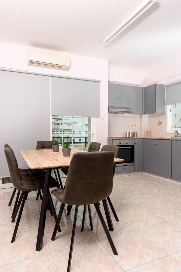 Callisto 3 Bedroom Apartment Lárnaka Kültér fotó
